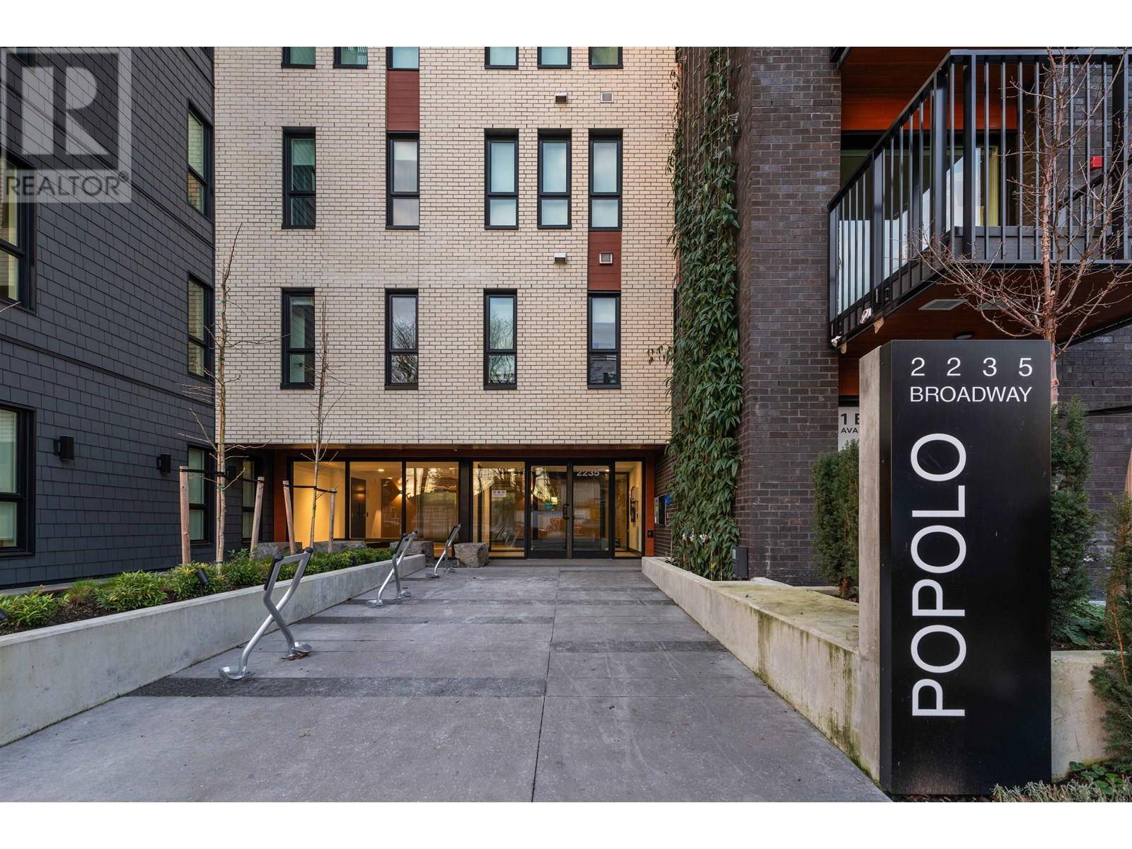 Vancouver, BC V5N0J5,2235 East BROADWAY #113