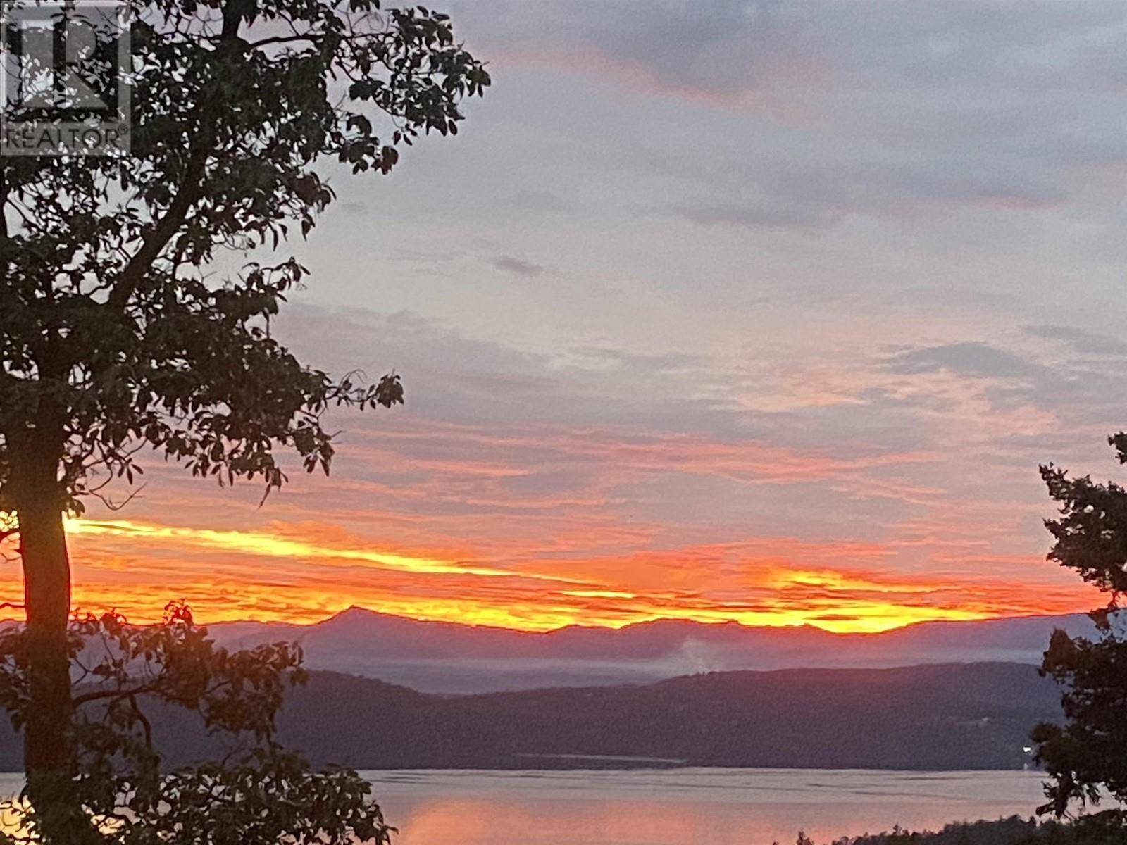 Galiano Island, BC V0N1P0,1275 SUNNYSIDE DRIVE