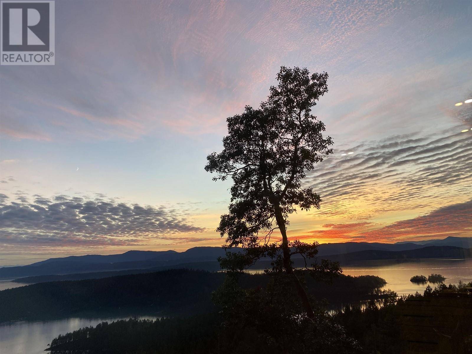 Galiano Island, BC V0N1P0,1275 SUNNYSIDE DRIVE