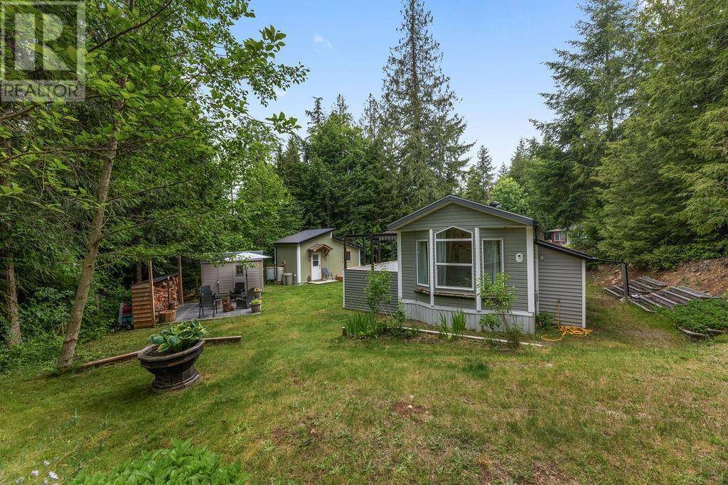 Halfmoon Bay, BC V7Z1C2,5954 LEANING TREE ROAD