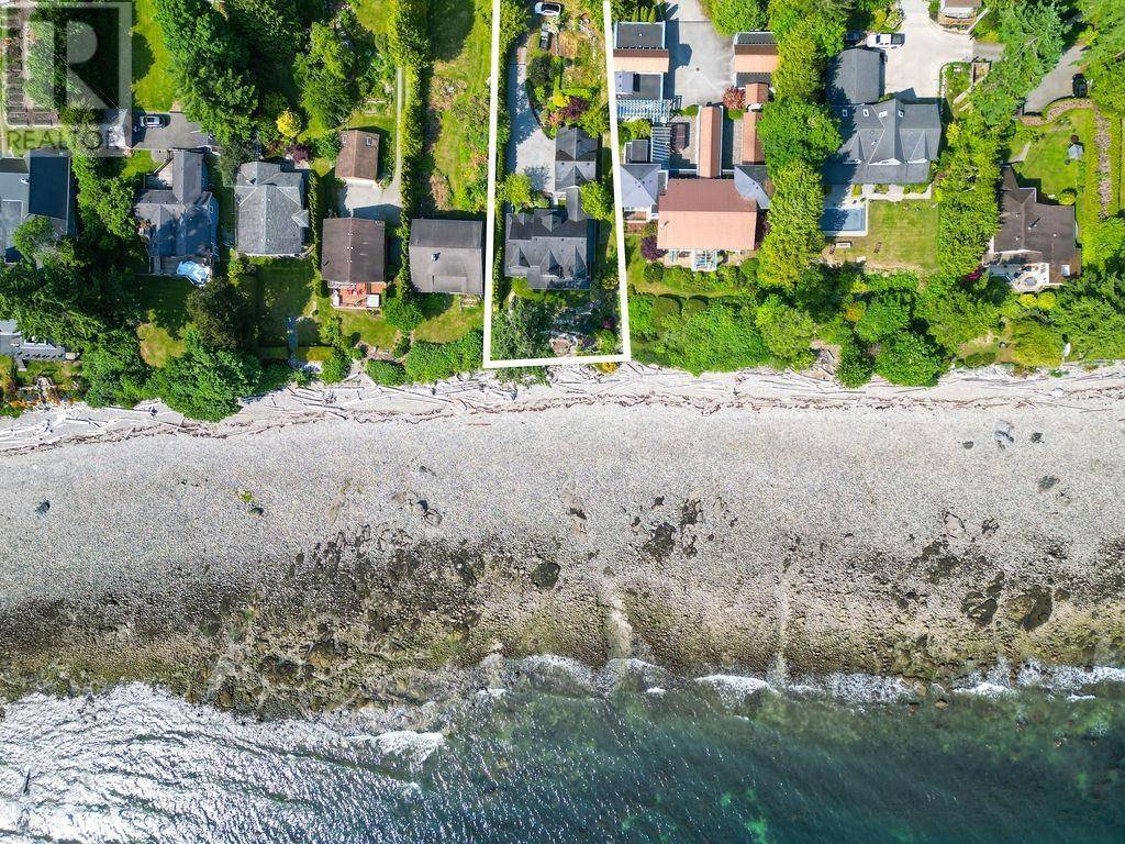 Roberts Creek, BC V0N2W4,2729 LOWER ROAD