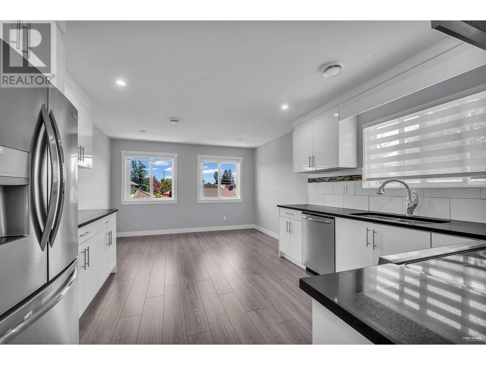 Delta, BC V4K1S4,4612 W RIVER ROAD