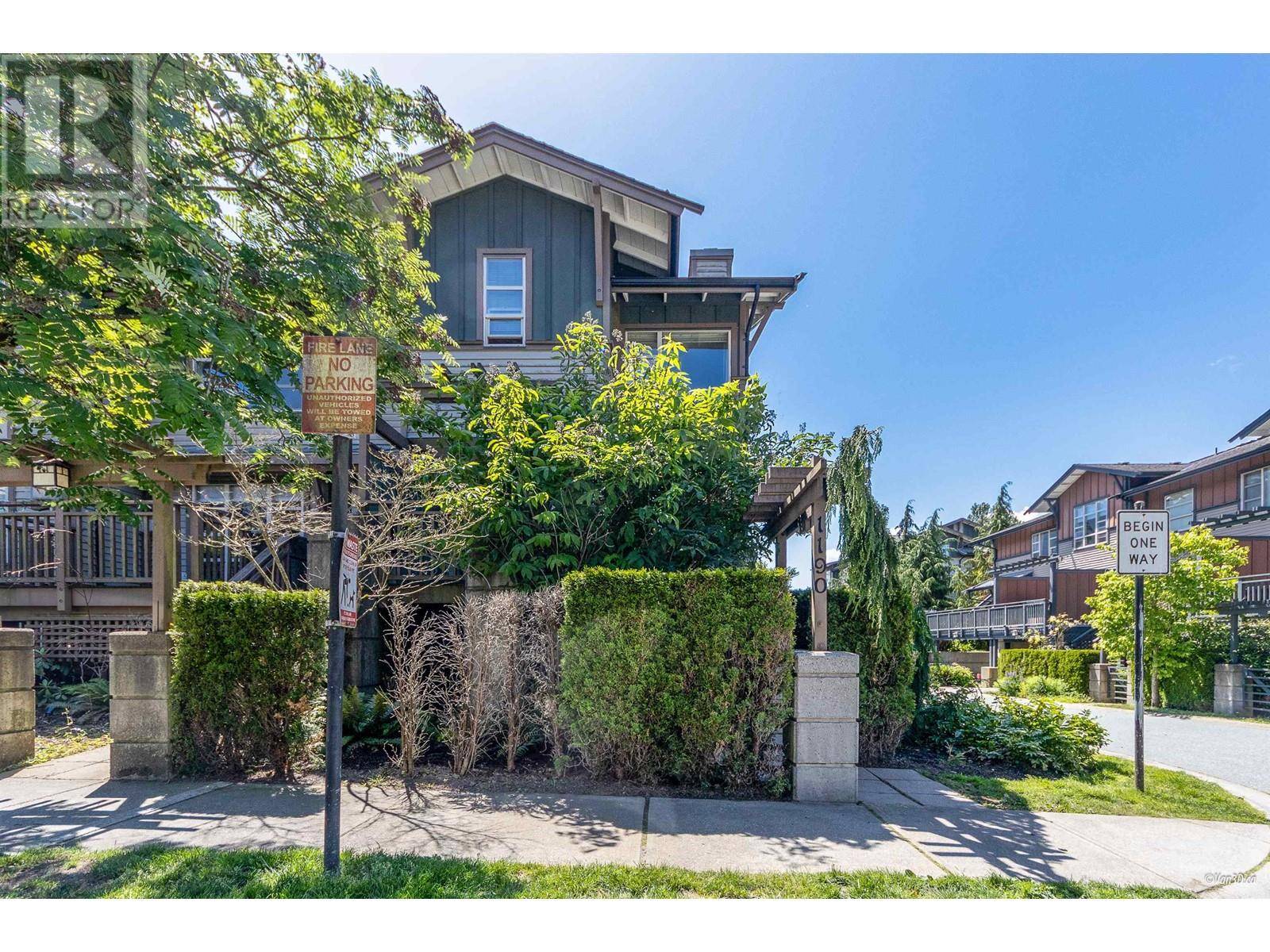 Squamish, BC V8B0N5,1190 VILLAGE GREEN WAY