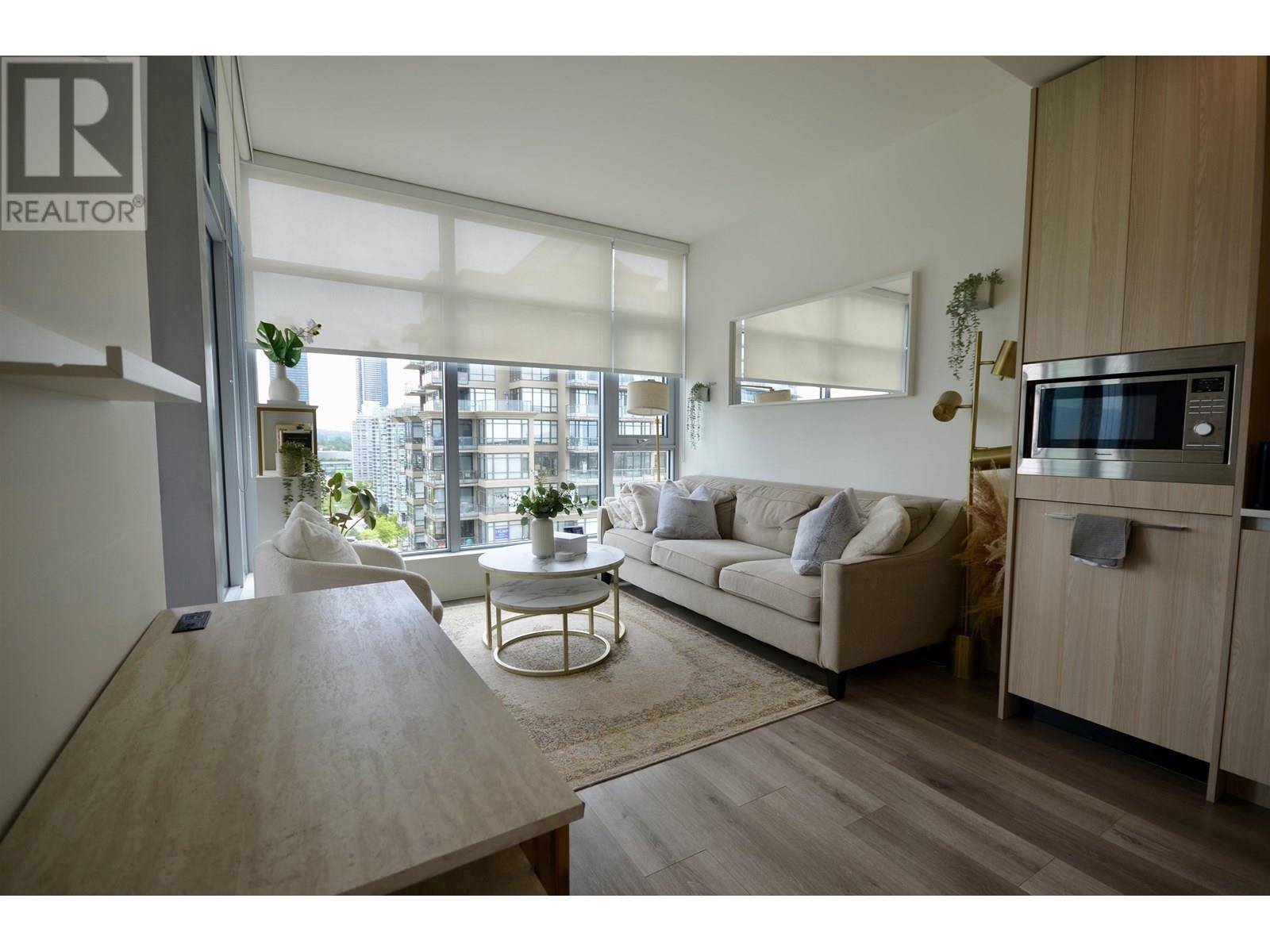 Burnaby, BC V5C0L2,1888 GILMORE AVE #2202