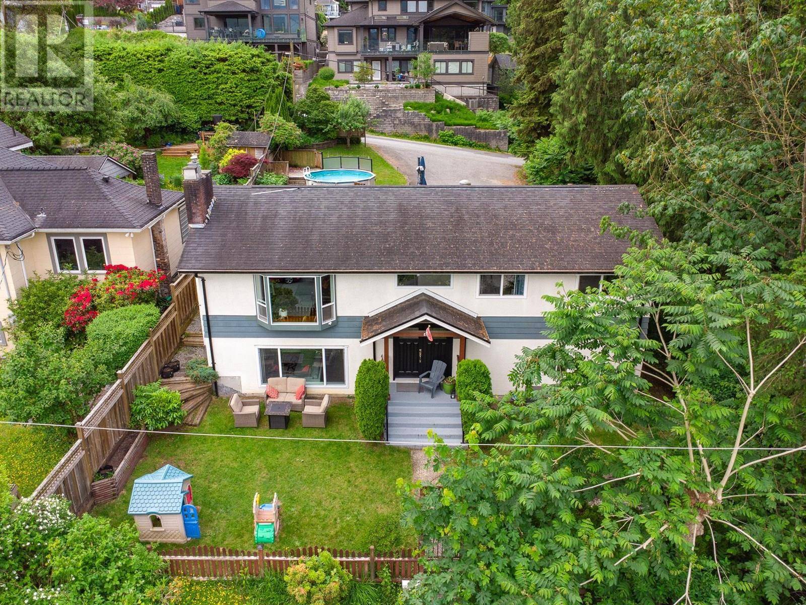 Port Moody, BC V3H2G3,2317 ST GEORGE STREET