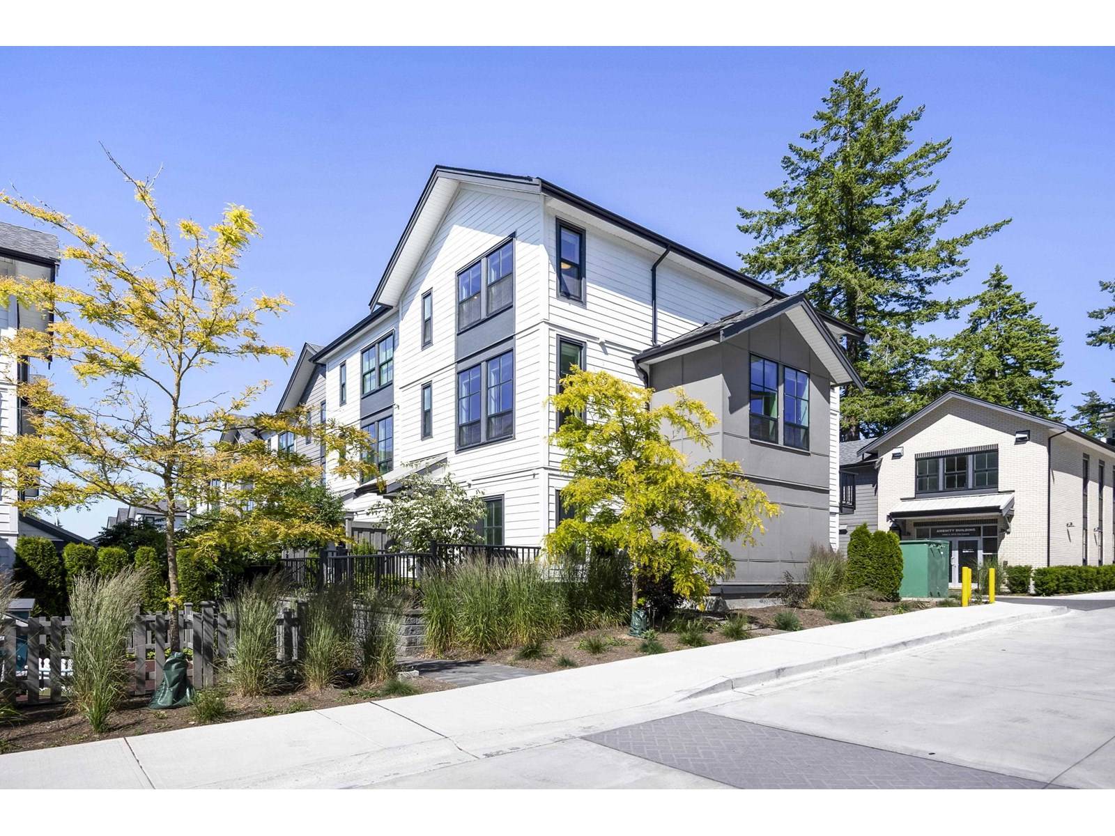 Surrey, BC V3Z1H7,16570 24A #20
