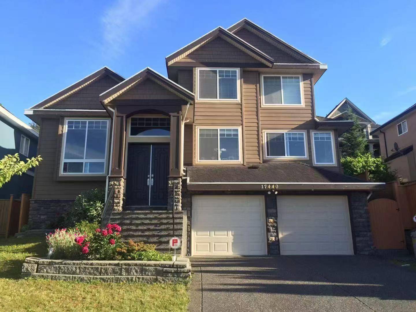 Surrey, BC V4N5R4,17440 103B AVENUE