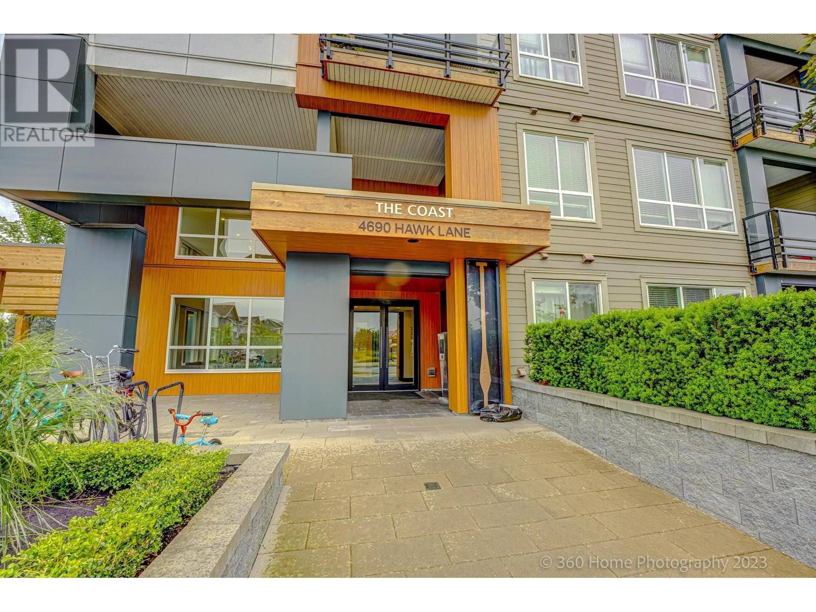 Tsawwassen, BC V4M0C4,4690 HAWK LN #223