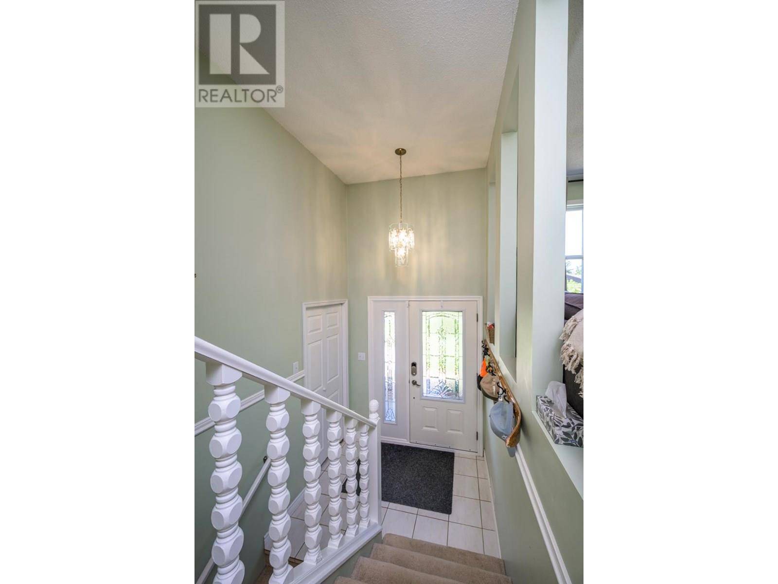 Prince George, BC V2K3R4,2988 DUNDEE DRIVE