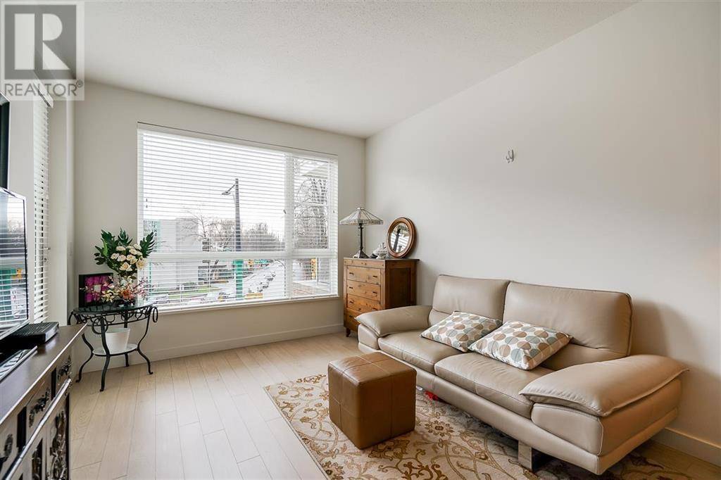 North Vancouver, BC V7P0B7,1621 HAMILTON AVE #211