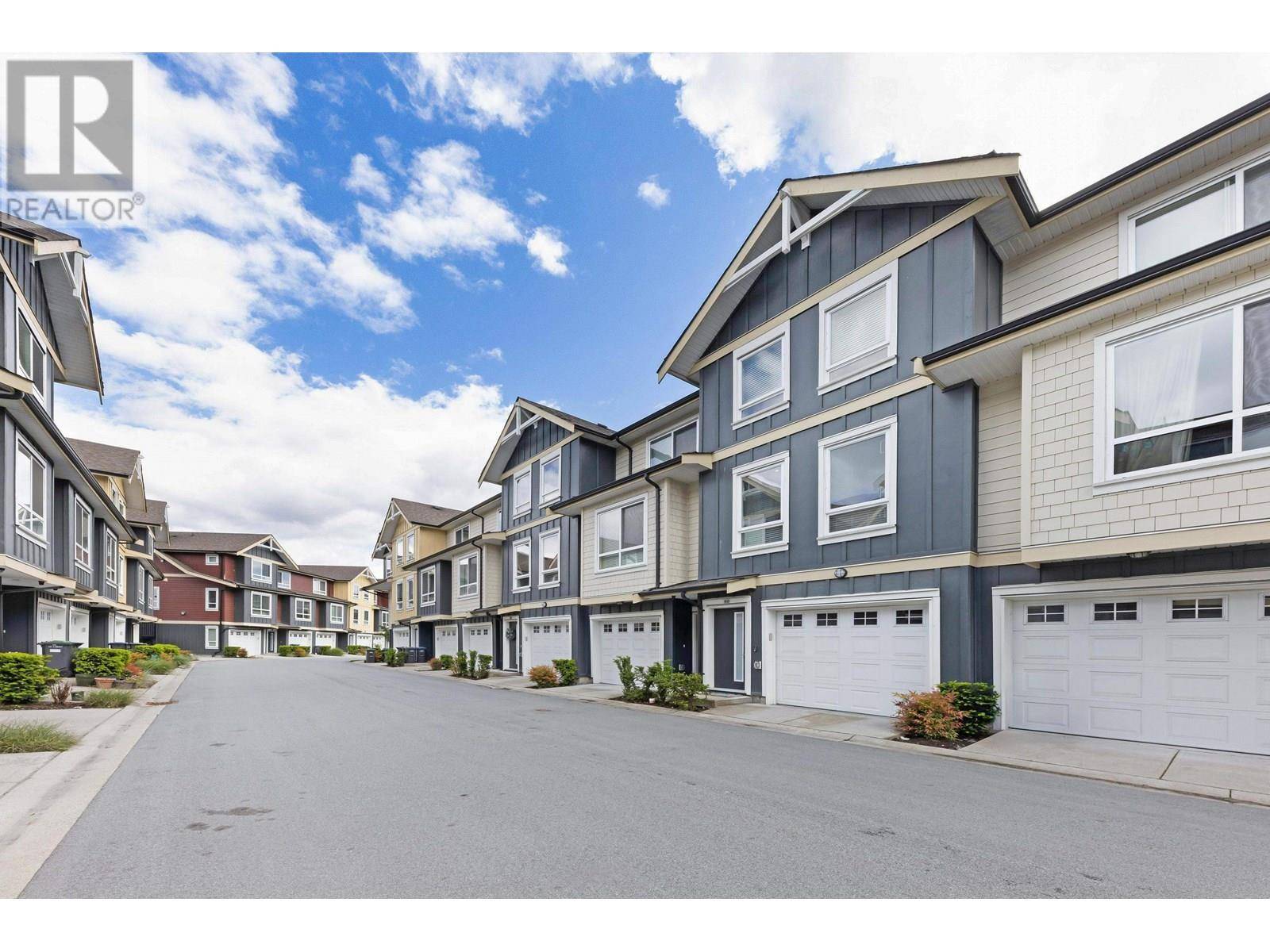 New Westminster, BC V3M0M2,430 DUNCAN ST #60