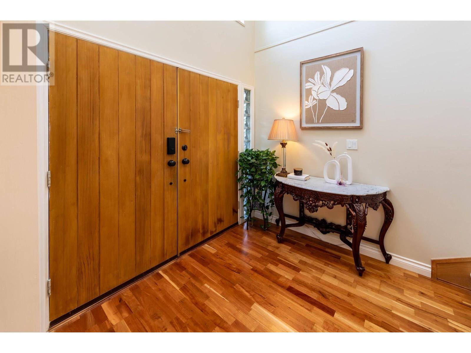 Vancouver, BC V6L1L1,3088 W 21ST AVENUE