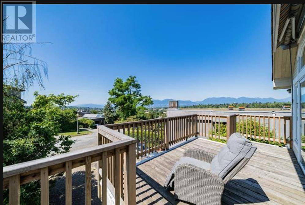 Vancouver, BC V6M1H8,1997 35 AVENUE