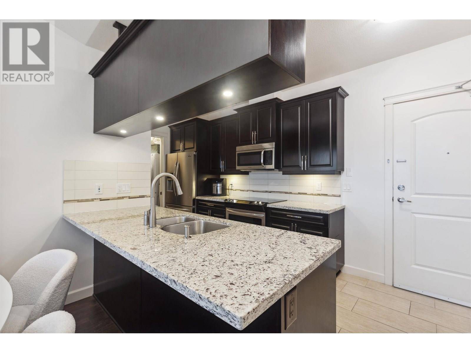 Pitt Meadows, BC V3Y0E8,12635 190A ST #412