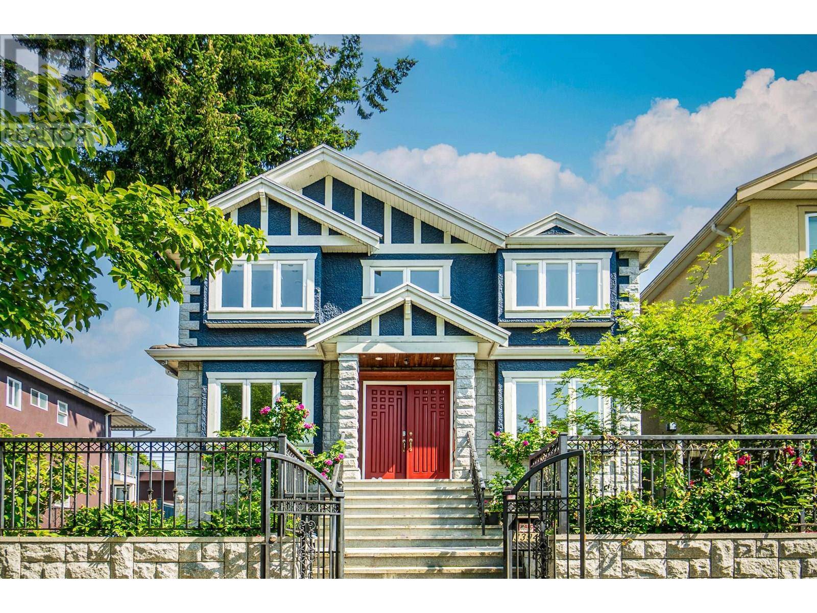 Vancouver, BC V5M4C5,3394 SEAFORTH DRIVE