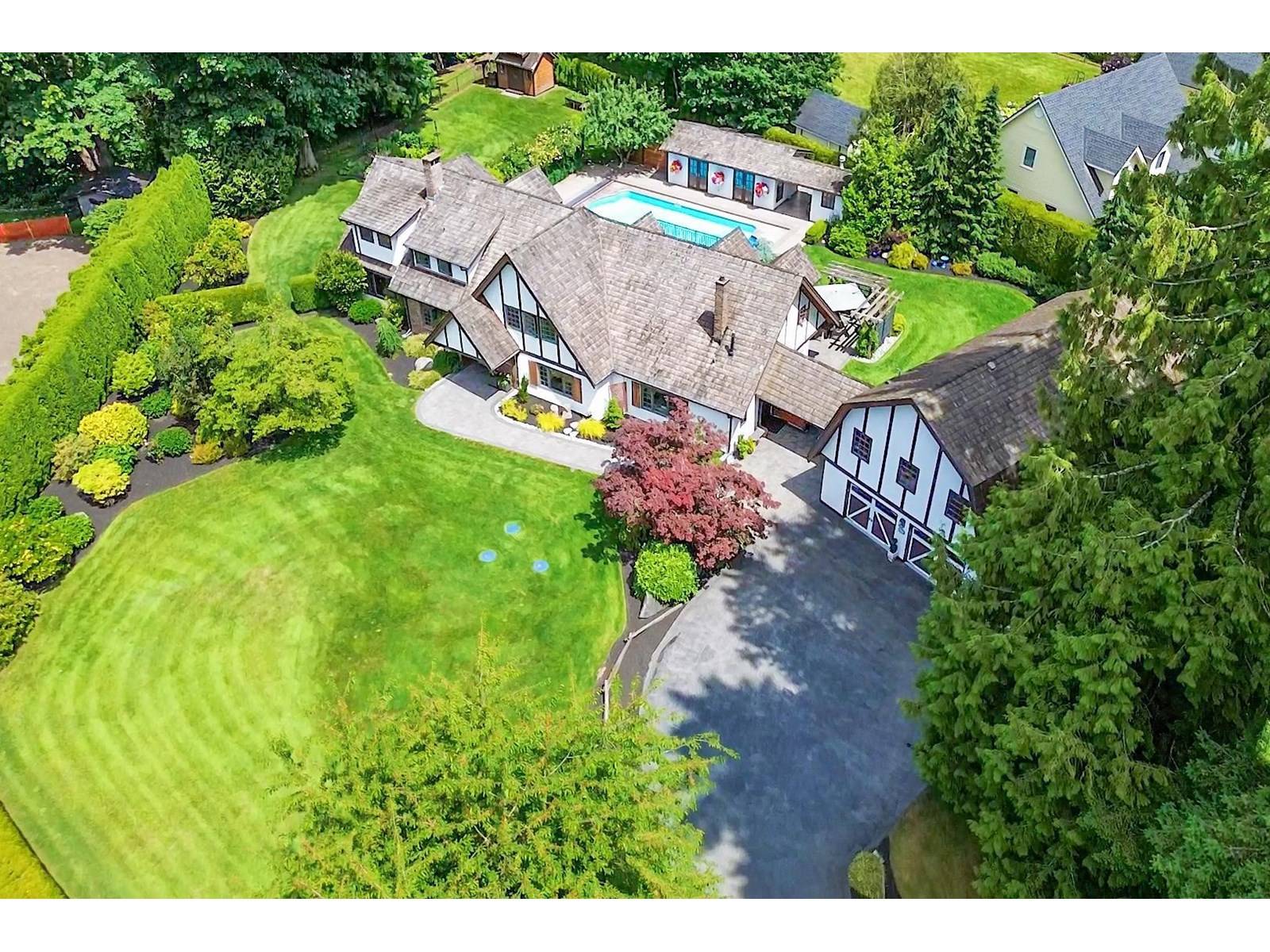 Langley, BC V2Y2G4,24311 63 AVENUE