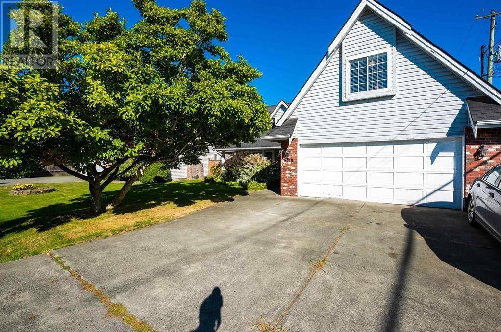 Richmond, BC V7A3R2,9940 AQUILA ROAD