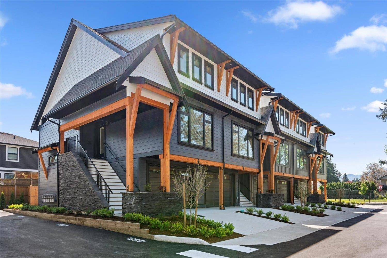 Chilliwack, BC V2P3K9,46106 RIVERSIDE DR #8