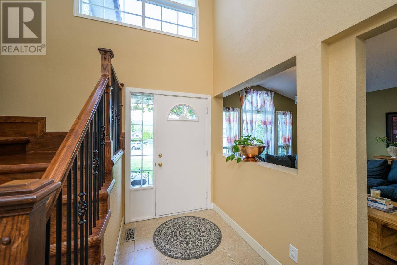 Prince George, BC V2M6Y5,4388 DELMAR PLACE