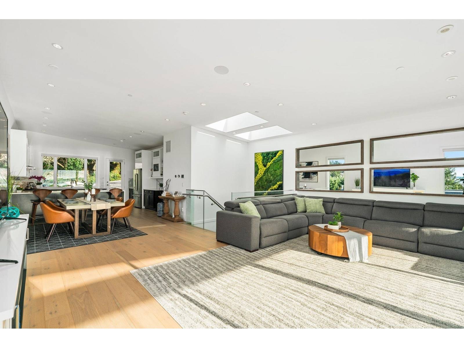 White Rock, BC V4B1X3,14857 BUENA VISTA AVENUE