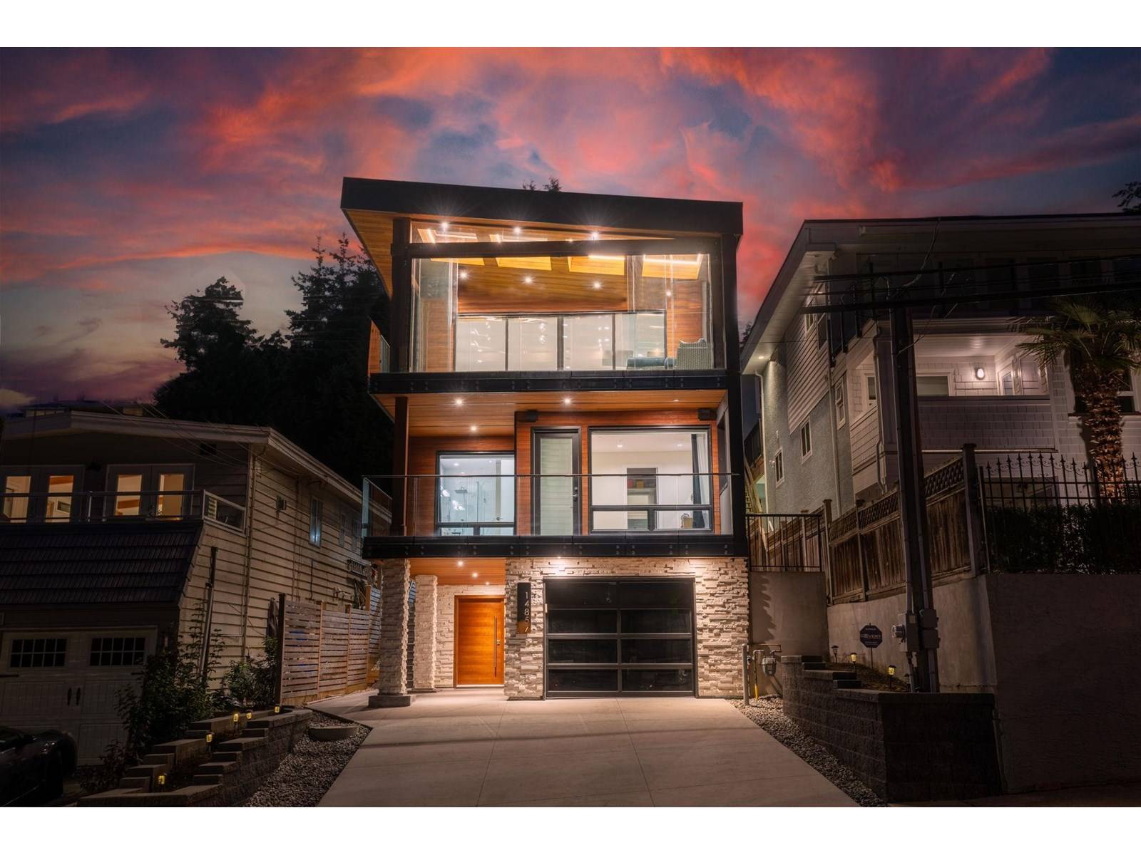 White Rock, BC V4B1X3,14857 BUENA VISTA AVENUE
