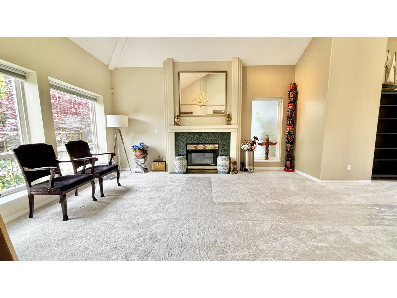 Surrey, BC V3S8P2,16941 FRIESIAN DRIVE