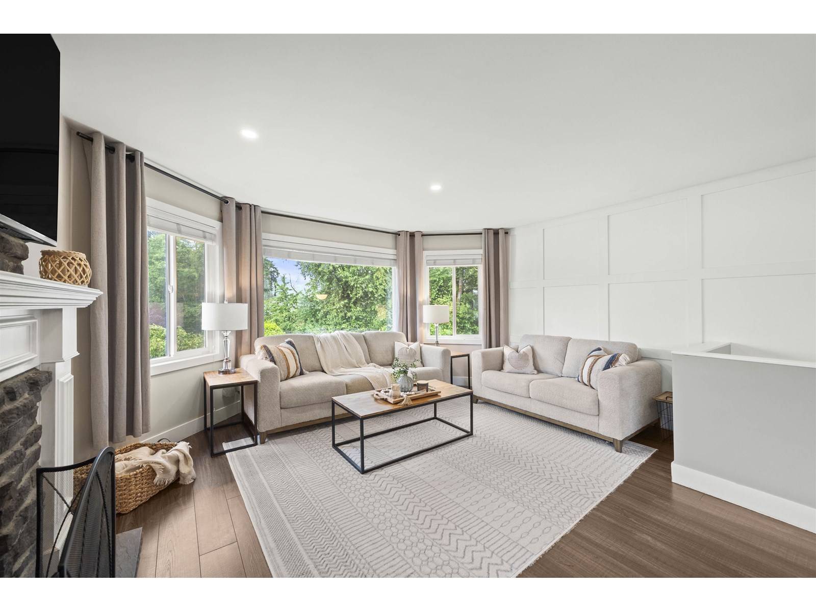 Langley, BC V1M1W5,21468 95 AVENUE