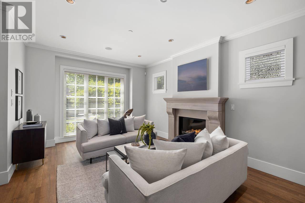 Vancouver, BC V6N3A6,3749 W 39TH AVENUE