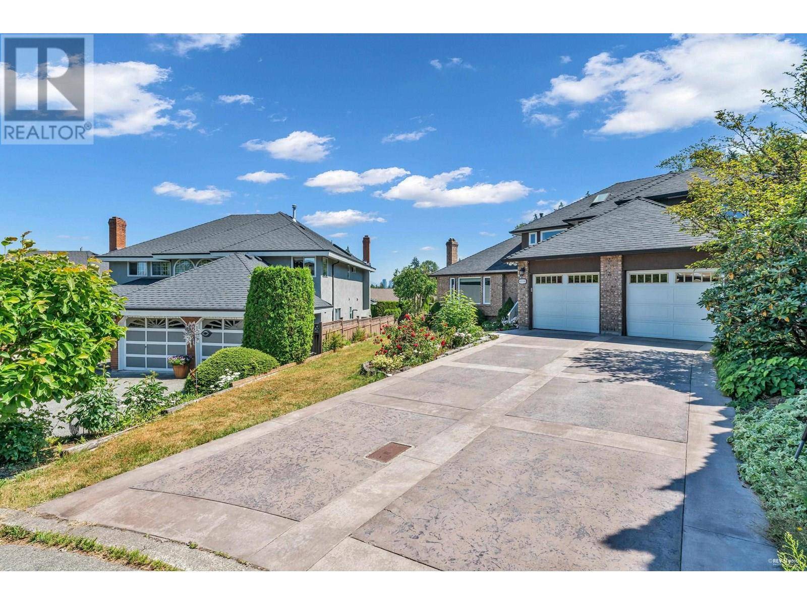 Burnaby, BC V5E4G2,6550 ALBERY PLACE