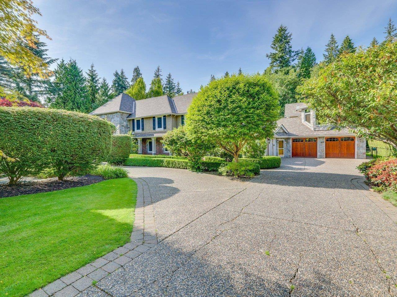 Surrey, BC V4P1Y6,13315 25 AVENUE