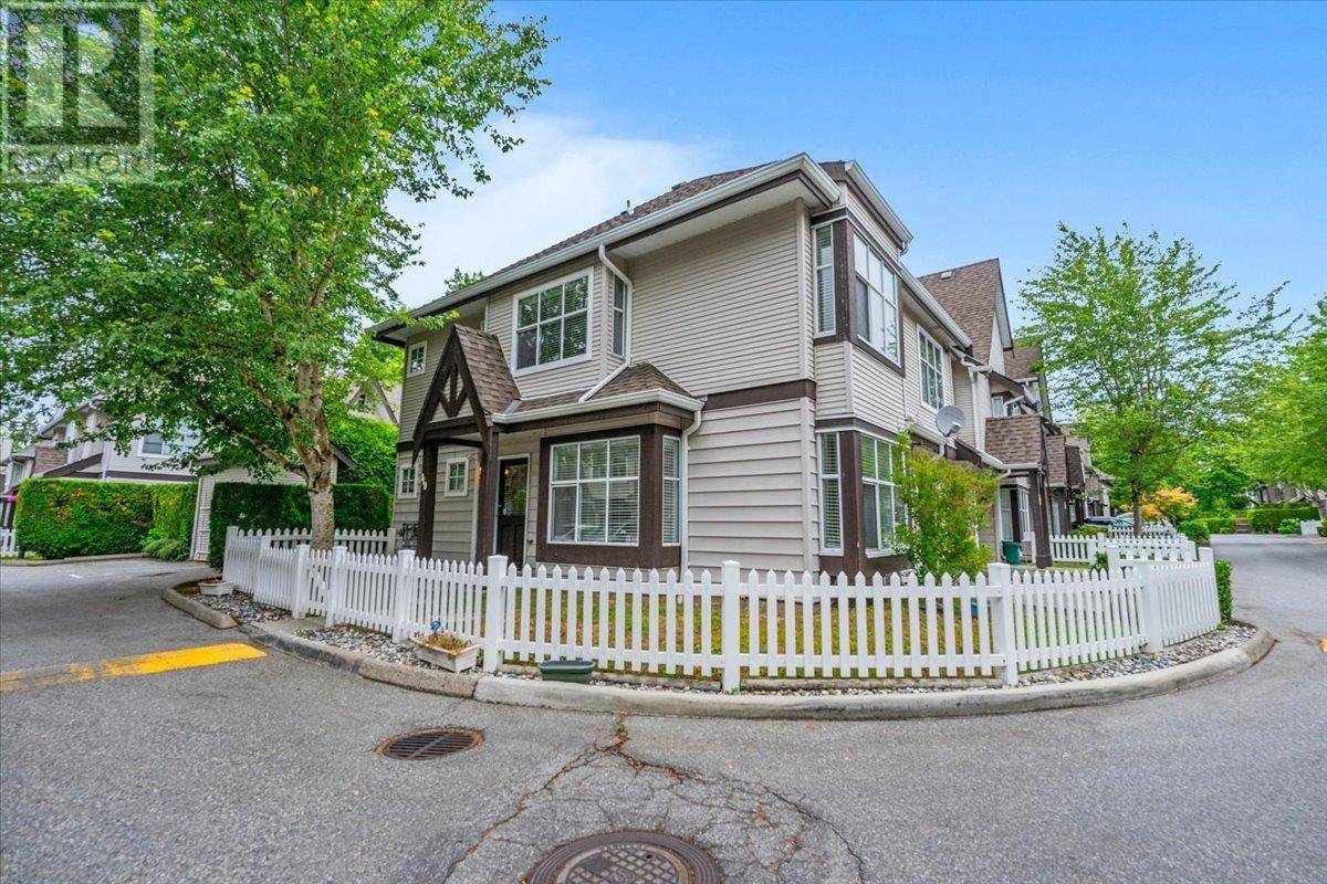 Maple Ridge, BC V4R2C3,12099 237 ST #110