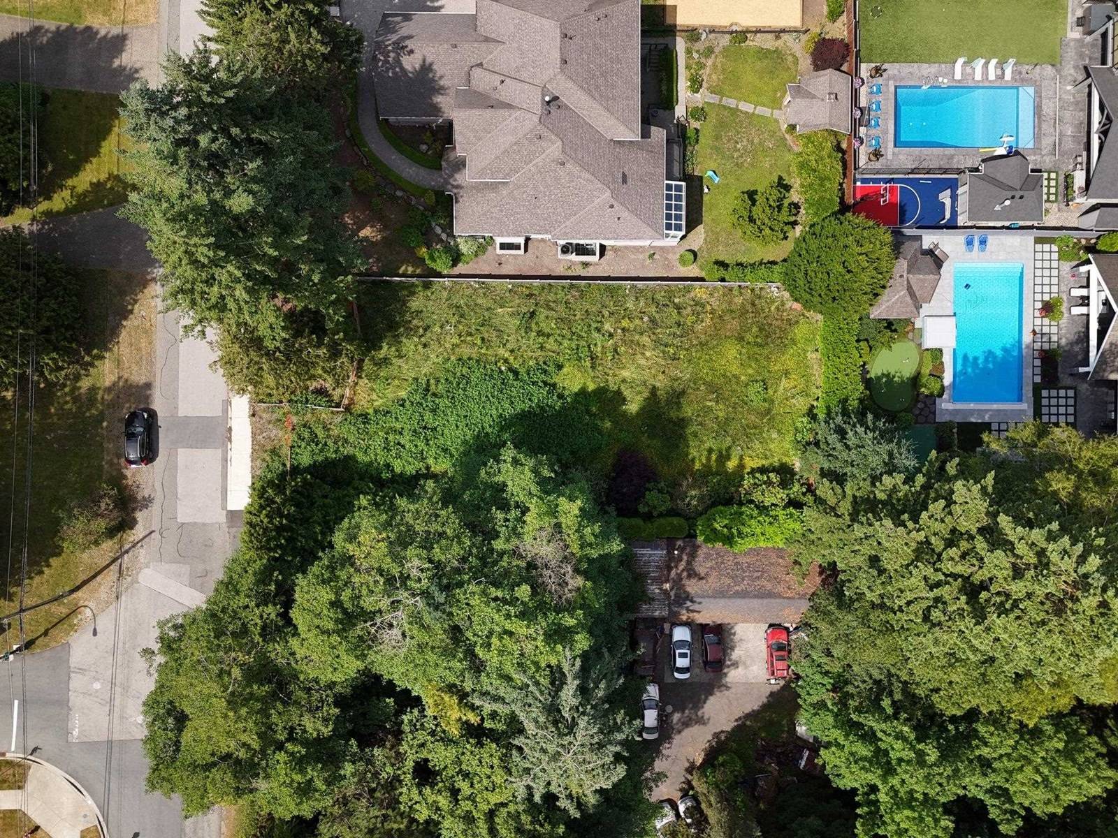 White Rock, BC V3Z0G7,3862 156 STREET