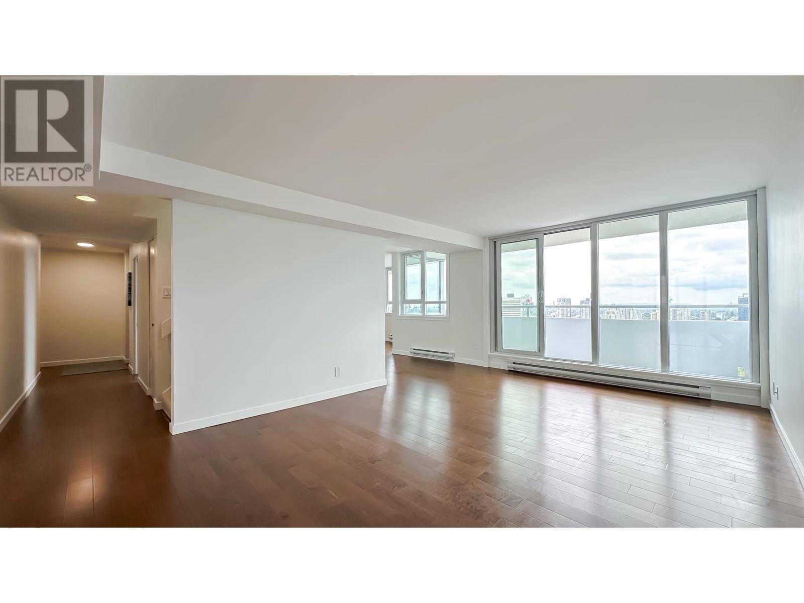 Burnaby, BC V5H1K2,4160 SARDIS ST #2204