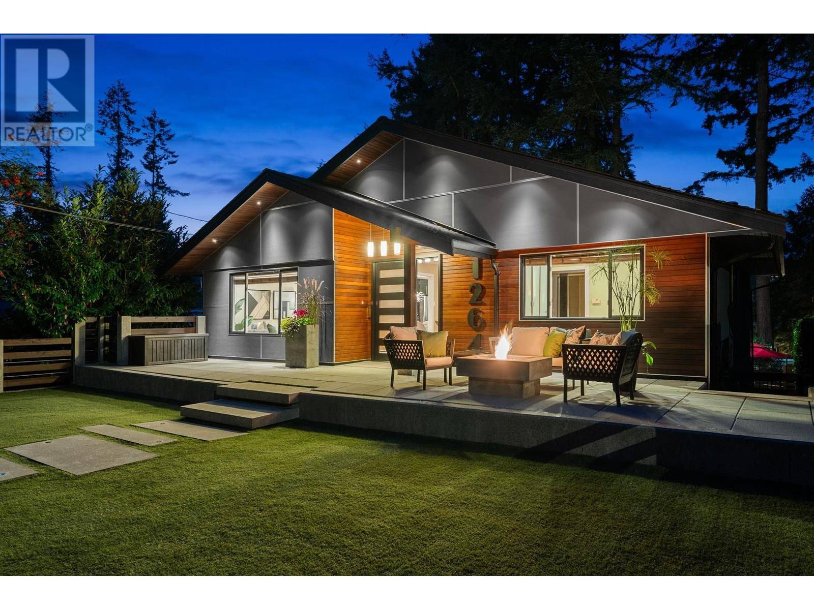 North Vancouver, BC V7P2C9,1264 W 21ST STREET