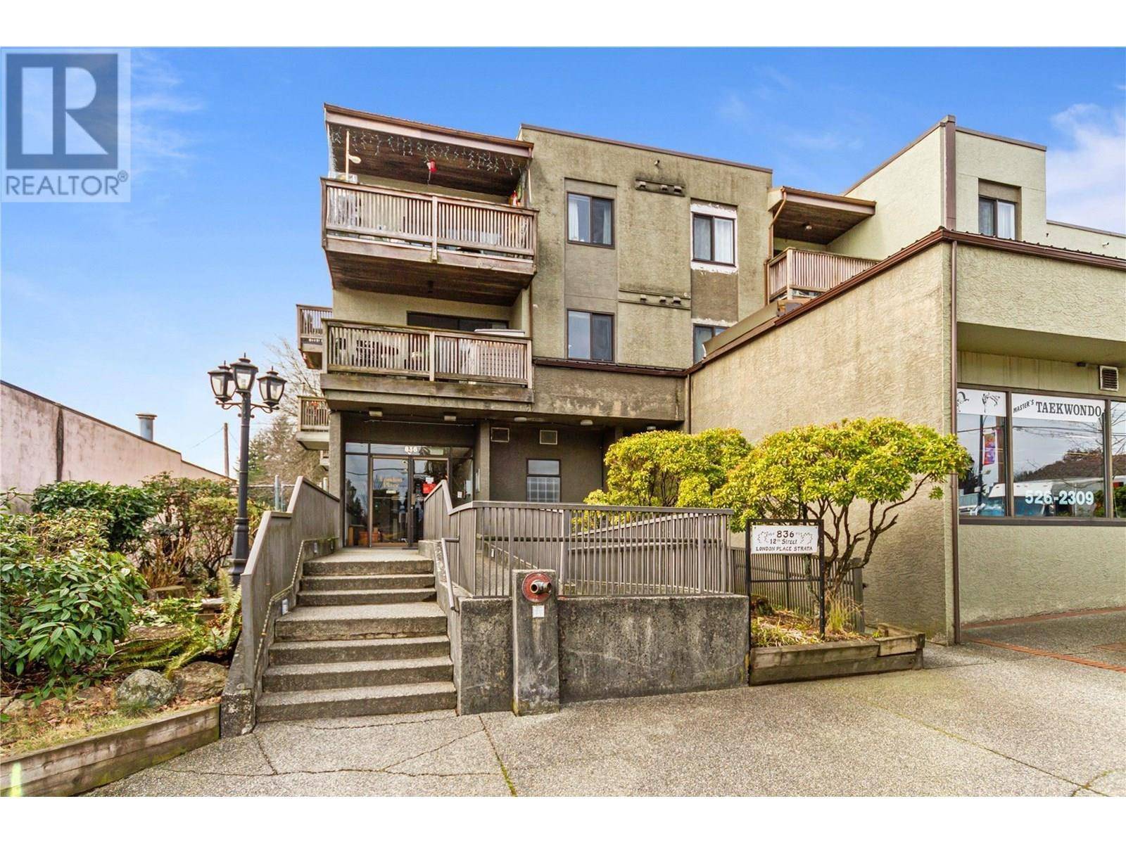 New Westminster, BC V3M4K3,836 TWELFTH ST #107