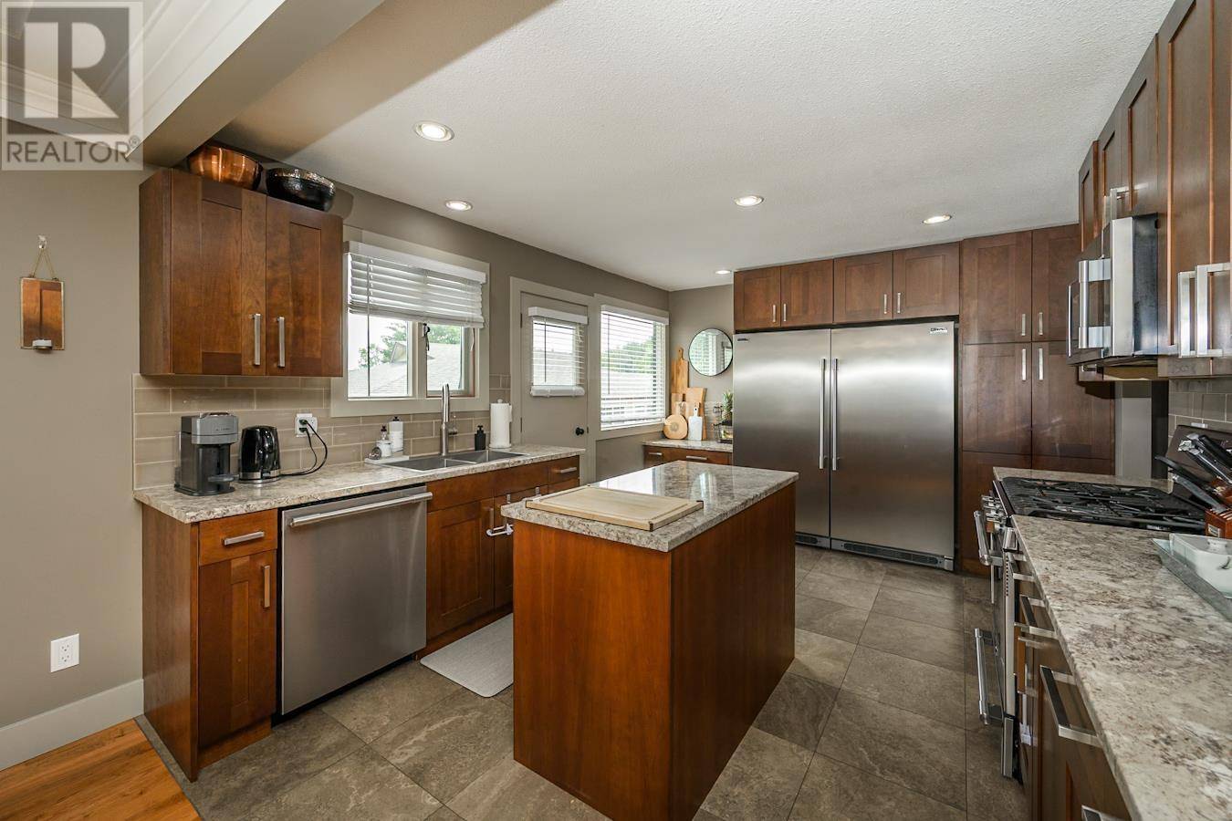 Prince George, BC V2M6P4,1002 STIRLING DRIVE