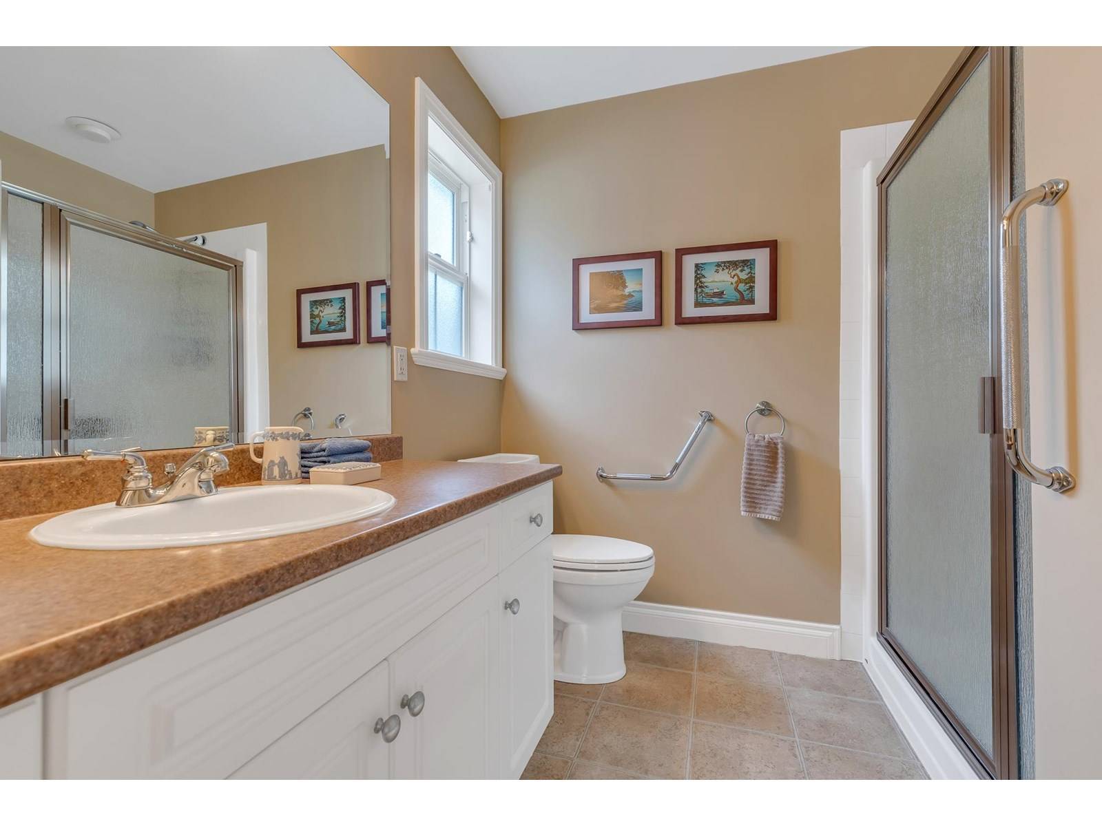 Chilliwack, BC V2R5W5,45824 STEVENSON RD #5