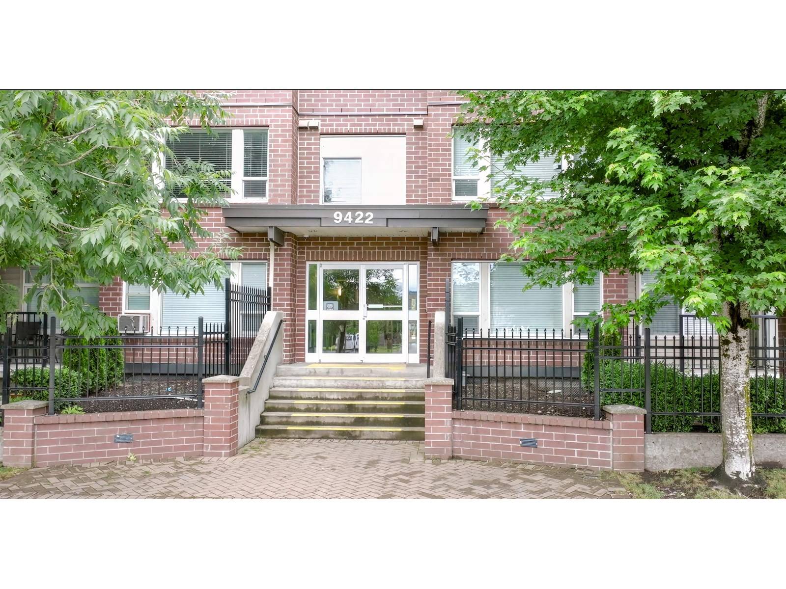 Chilliwack, BC V2P0B8,9422 VICTOR ST #215