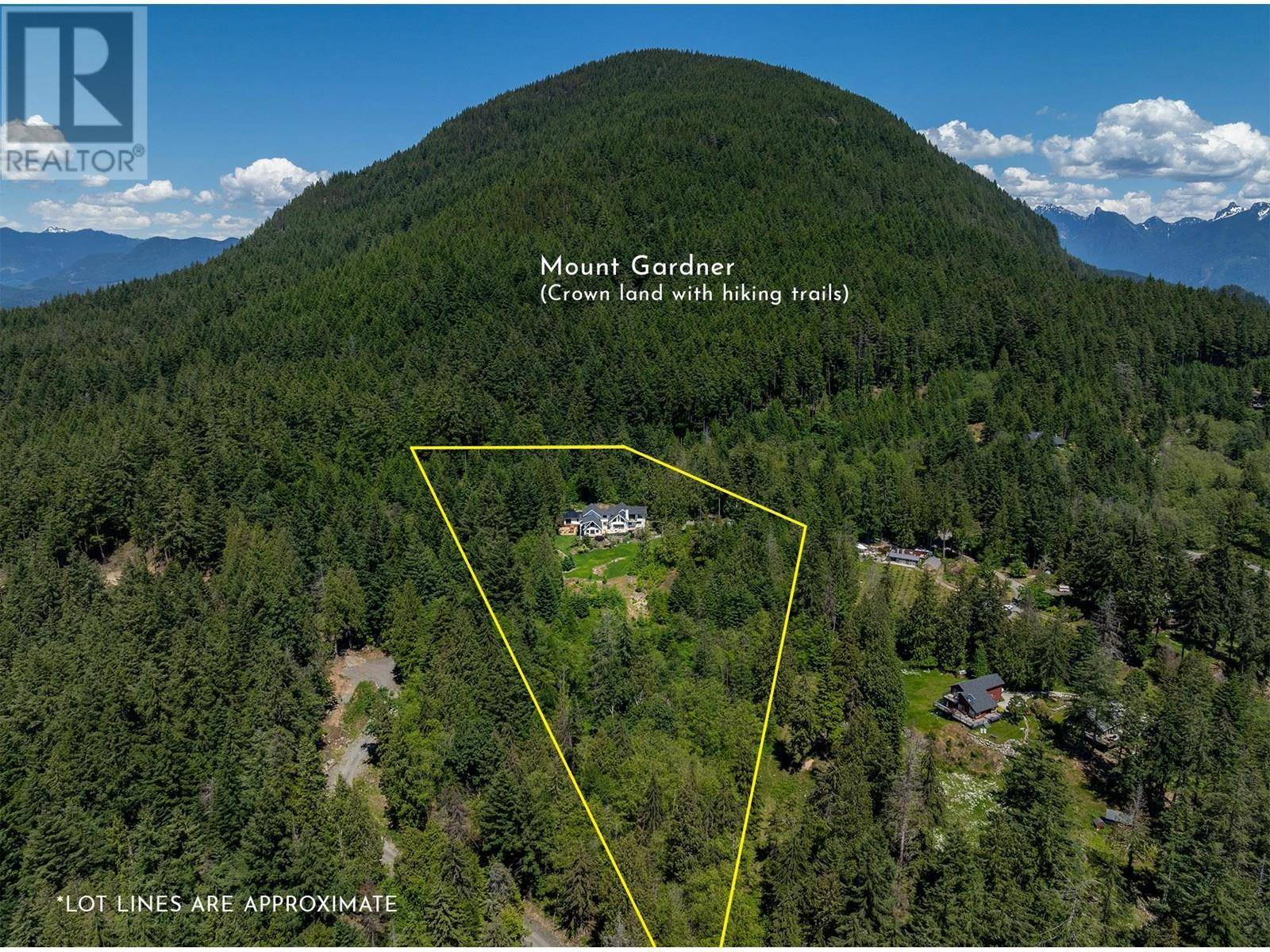 Bowen Island, BC V0N1G2,650 LAURA ROAD