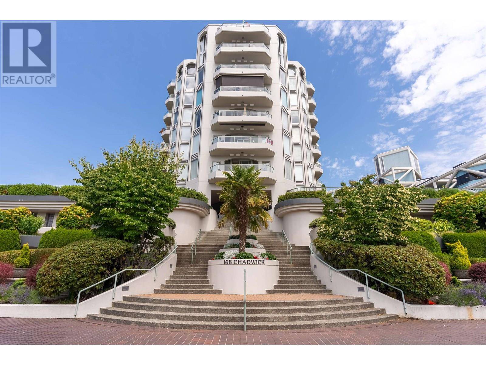 North Vancouver, BC V7M3L4,168 CHADWICK CT #106