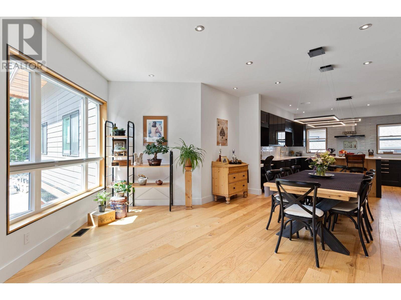Pemberton, BC V0N0A7,7456 DOGWOOD STREET