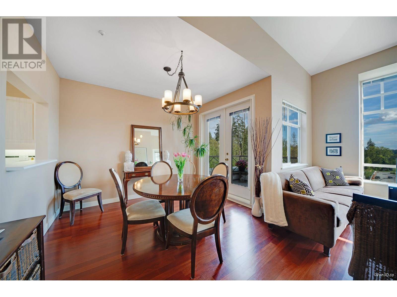 North Vancouver, BC V7H3A1,630 ROCHE POINT DR #PH I