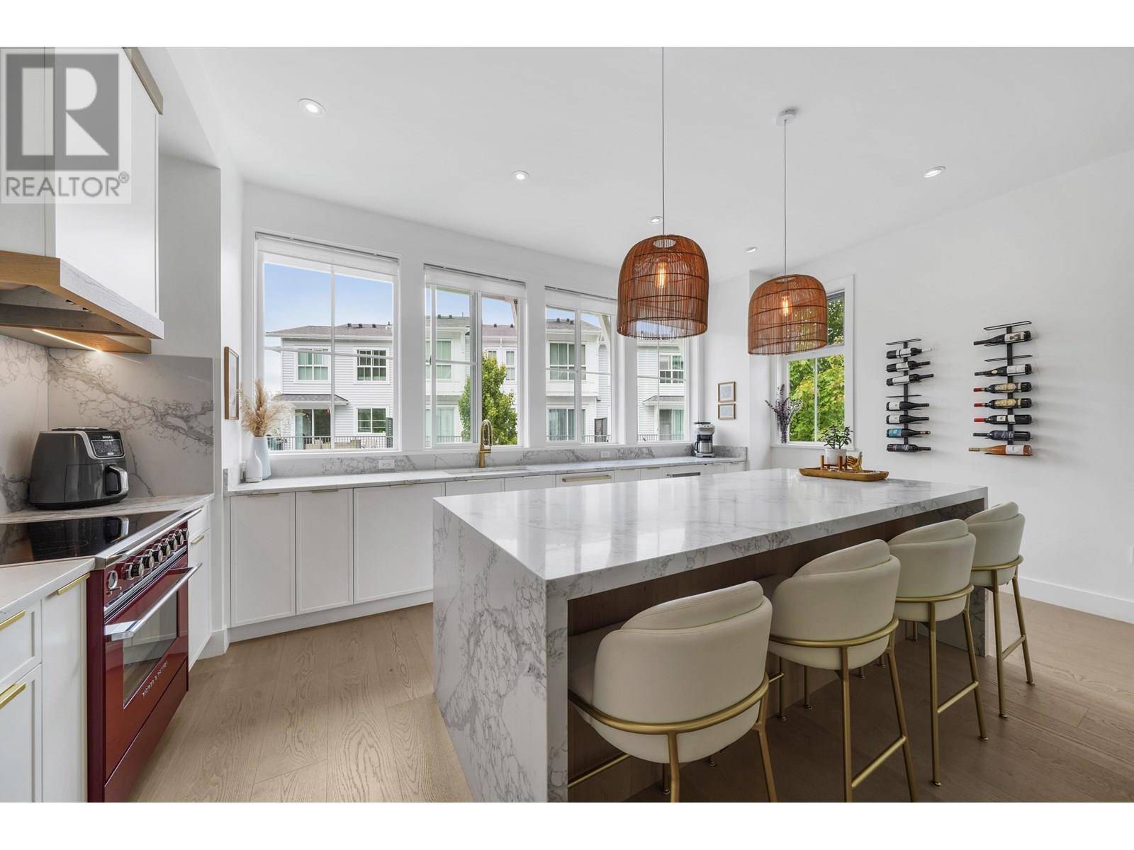 Tsawwassen, BC V4M0C2,4638 ORCA WAY #13