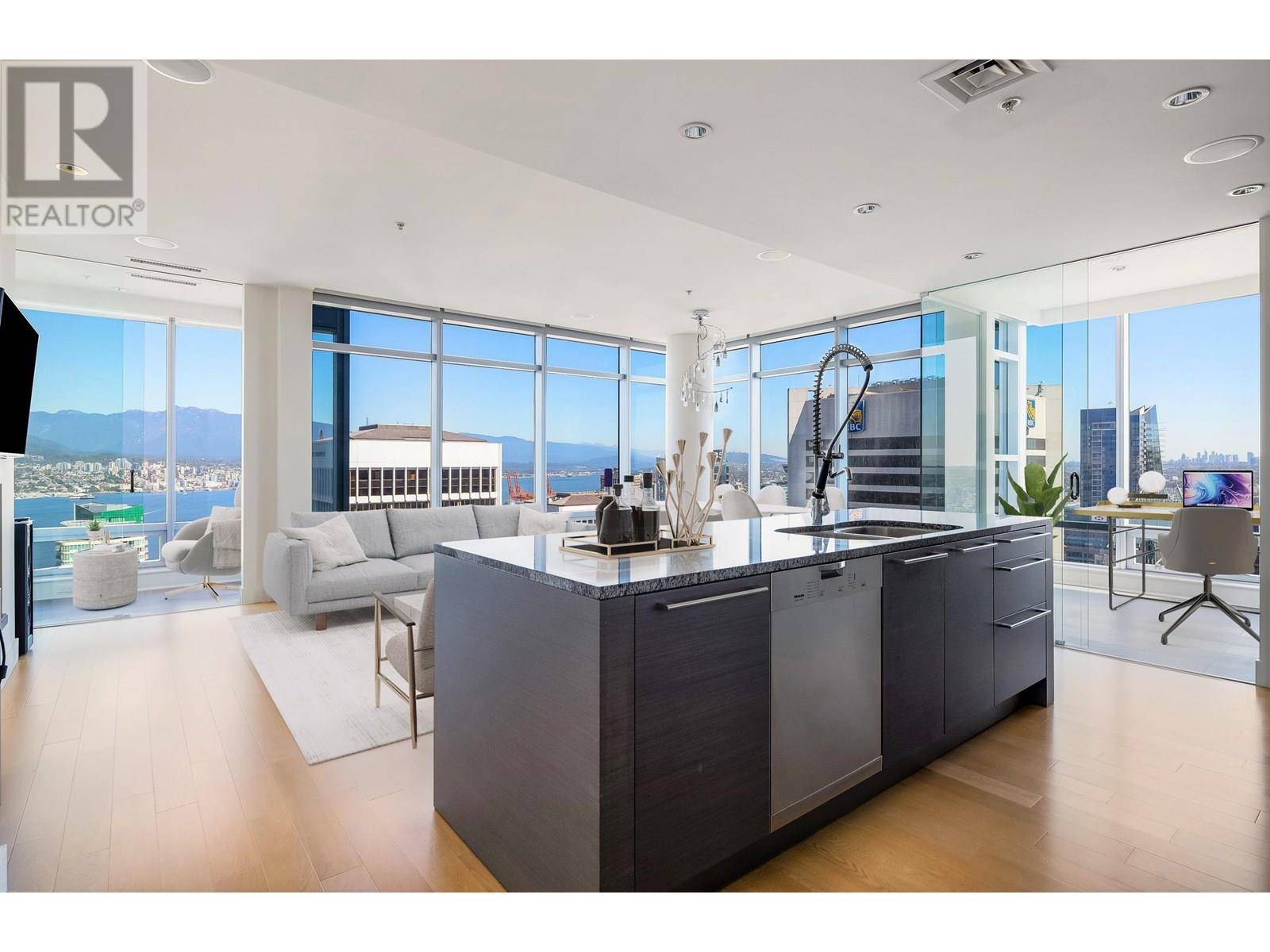Vancouver, BC V6E4V2,1111 ALBERNI ST #4304