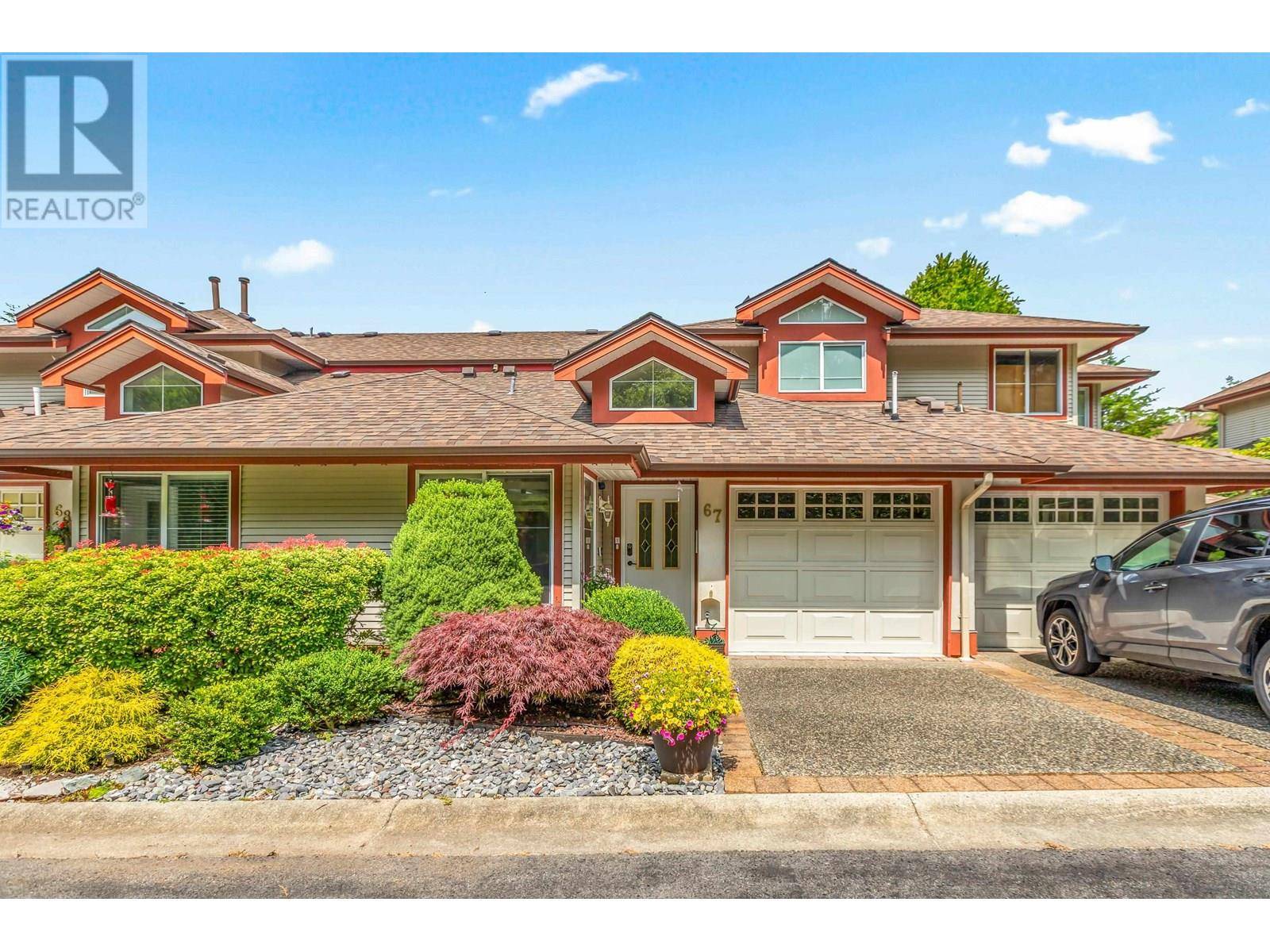Maple Ridge, BC V2X2X7,22740 116 AVE #67