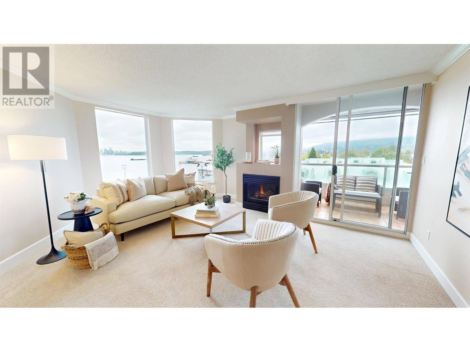 North Vancouver, BC V7M3L4,168 CHADWICK CT #508