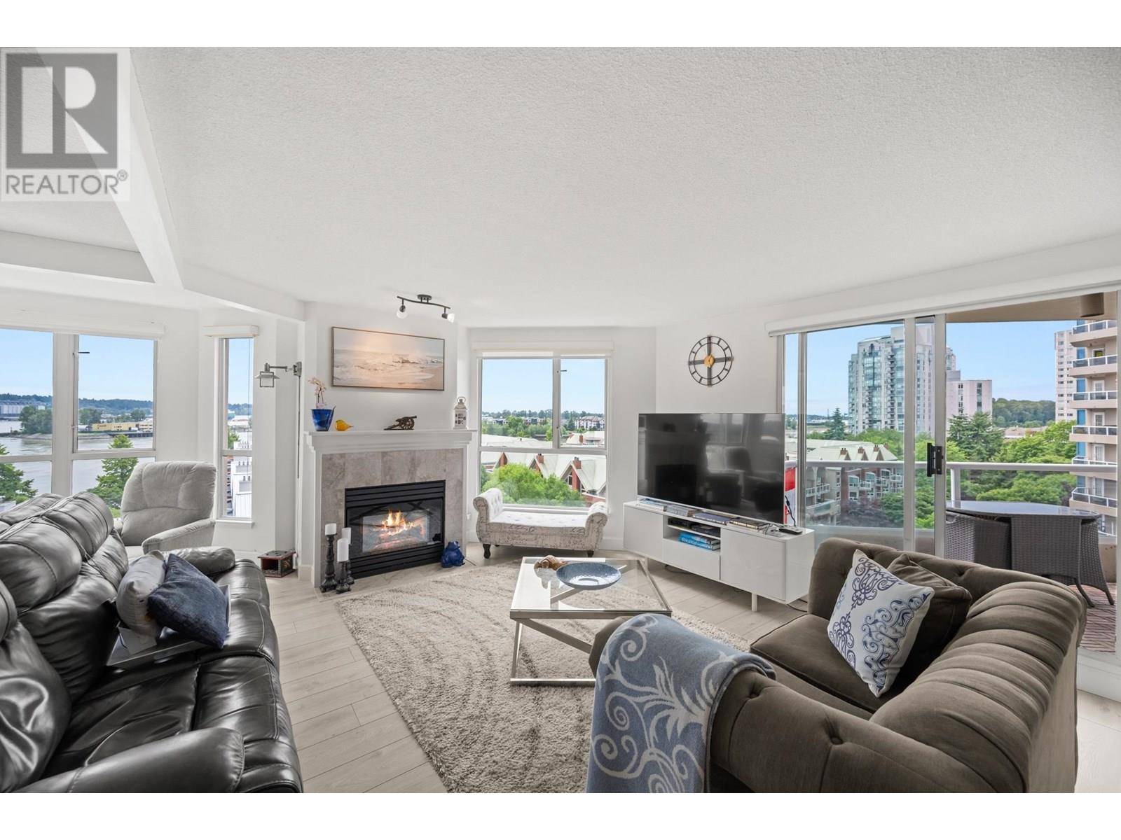 New Westminster, BC V3M6T8,1185 QUAYSIDE DR #902