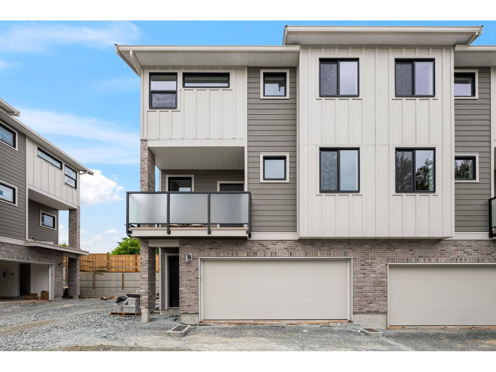 Abbotsford, BC V2S4S3,2477 BECK ROAD