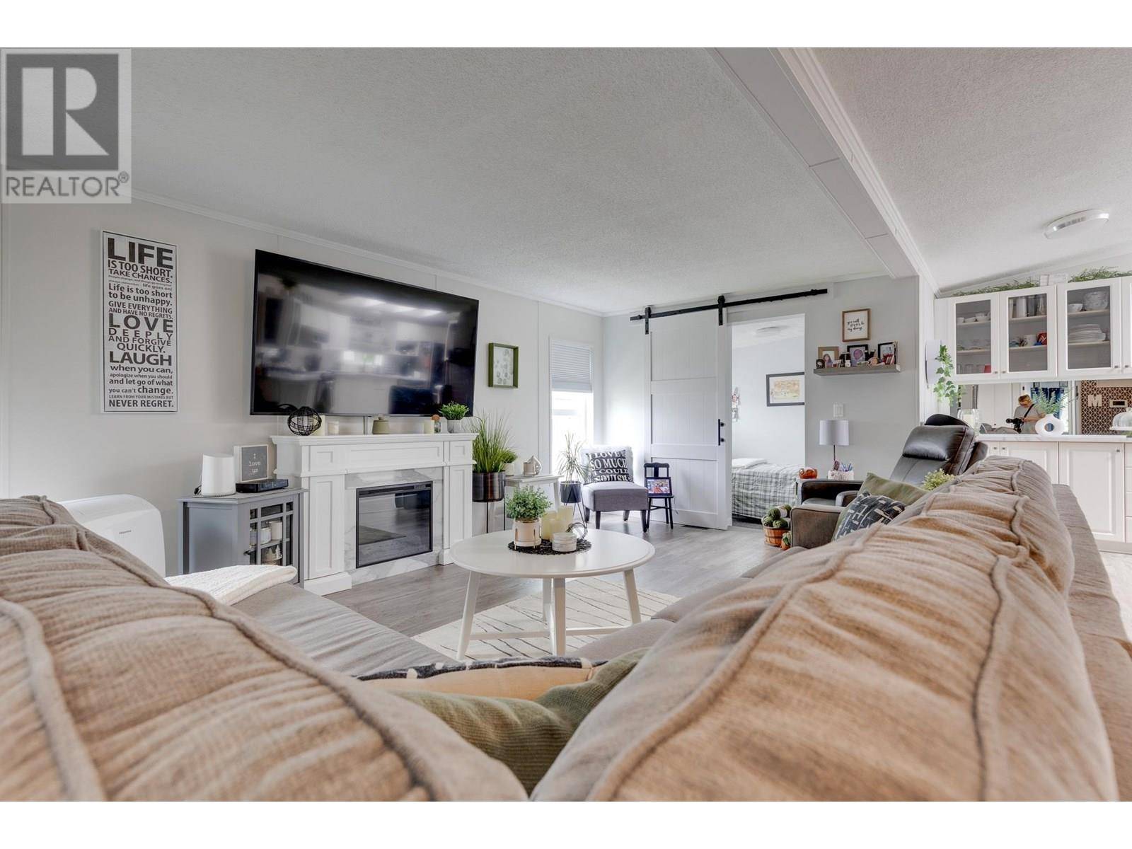 Prince George, BC V2K4V1,1000 INVERNESS RD #67