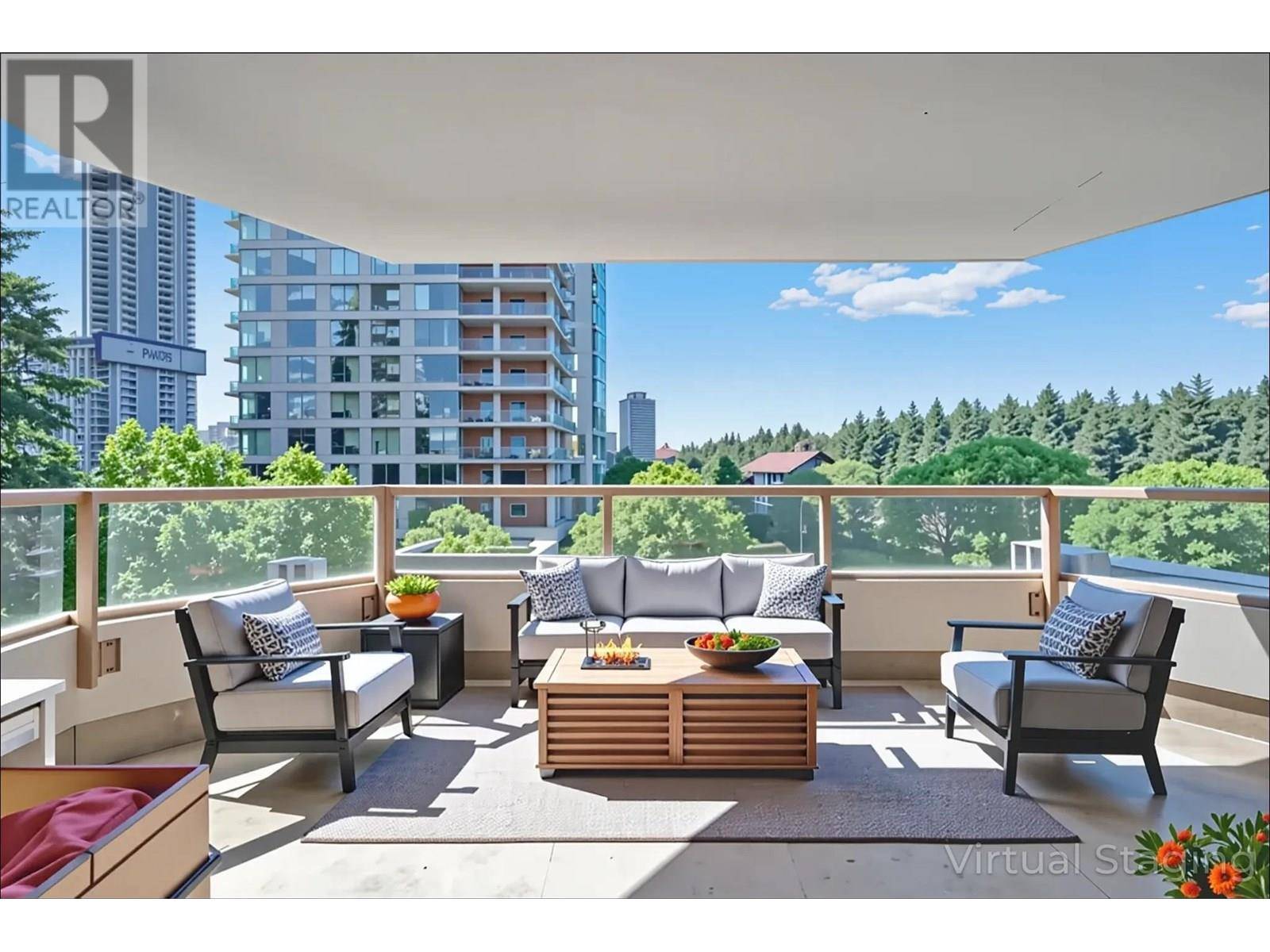 Burnaby, BC V5H4H6,5790 PATTERSON AVE #701